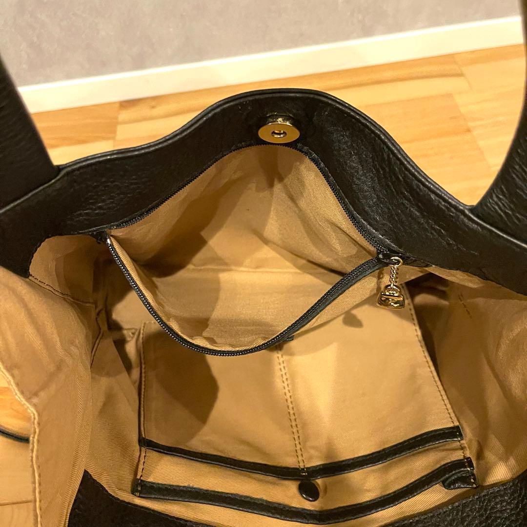 キタムラ KITAMURA 本革レザー 黒　ブラック ハンドバッグ 未使用級