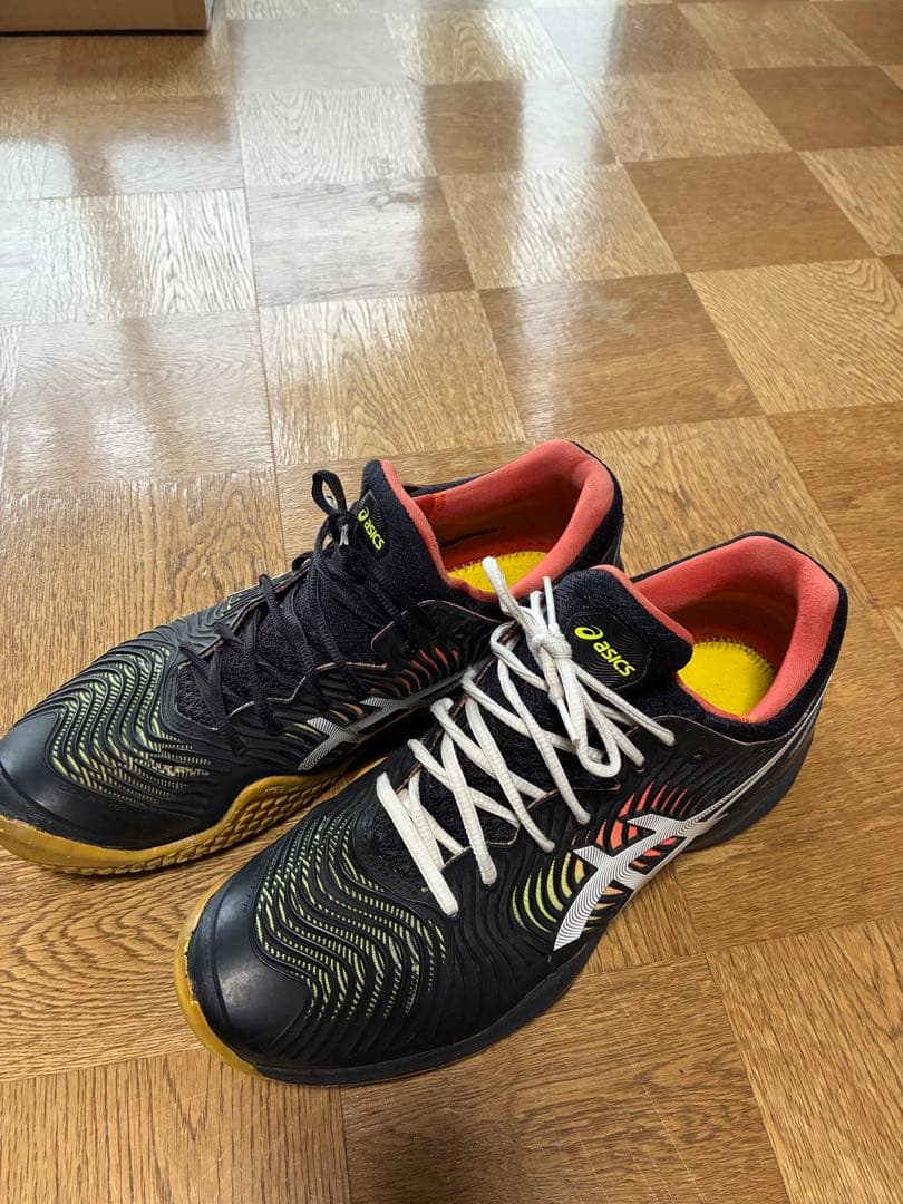 ASICS コートFF2 テニスシューズ 黒/赤/黄