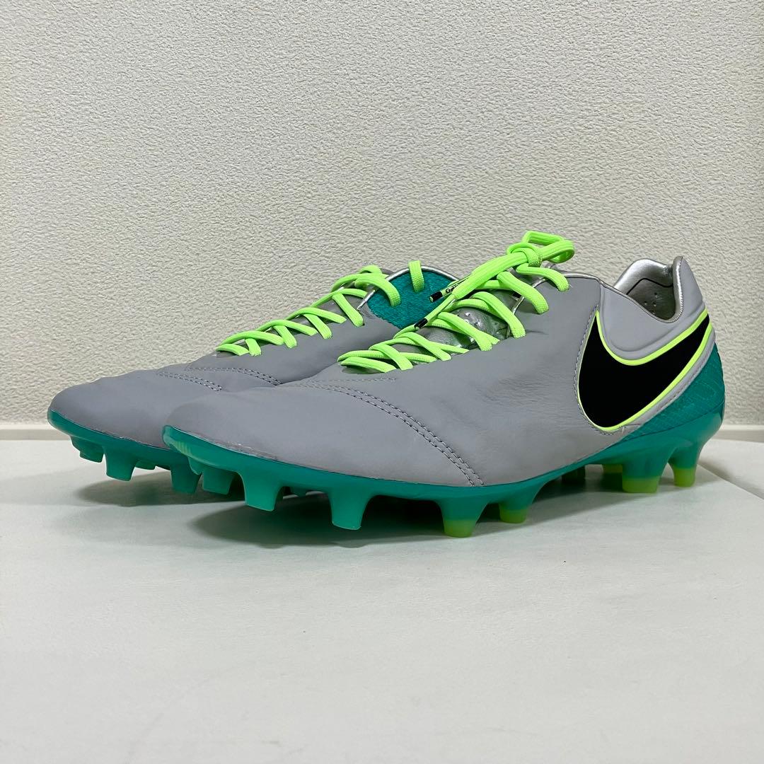 ナイキ ティエンポ レジェンド6 FG