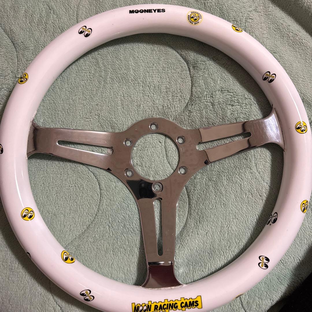 MOONEYES ホワイト ステアリングホイール