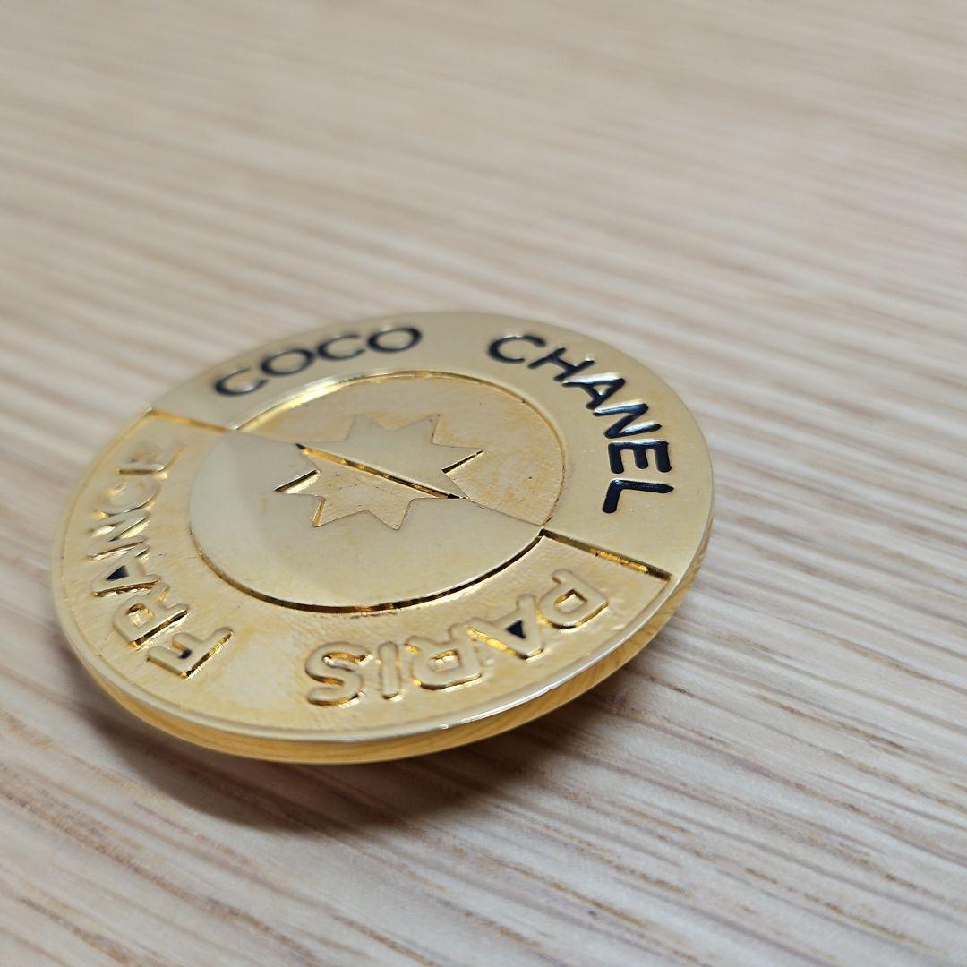 CHANEL シャネル ロゴ ブローチ ゴールド レディース