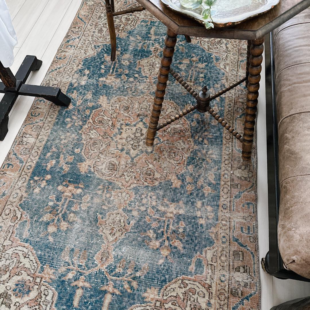 トルコ ヴィンテージラグ A119 レア ネイビー アプリコット ベージュ