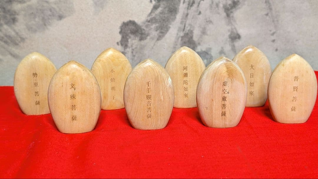木彫り　菩薩　如来　明王　工芸品　 オブジェ　骨董品　アンティーク　レトロ