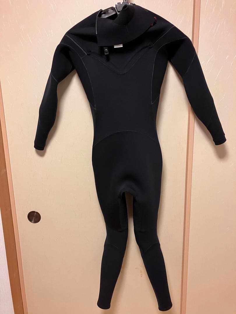 最終値下げ‼️オニールプロショップ限定モデル3㎜フルスーツ 着用回数少なく美品