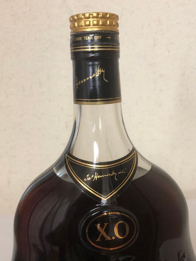 希少品　ヘネシーＸＯ　1000m l 金キャップ箱付　未開封保管品