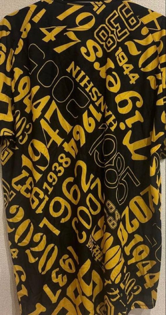 阪神タイガースデザインユニフォーム　Ｌサイズ