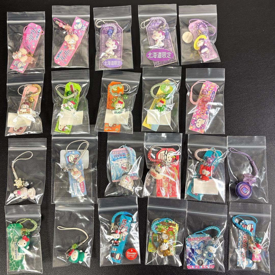＊レア＊未使用＊ご地キティ根付&ストラップセットまとめ売り