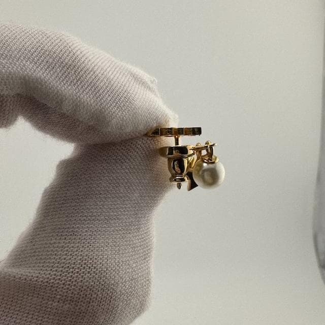 ディオール ディオレボリューション ピアス　(片耳のみ) ゴールド