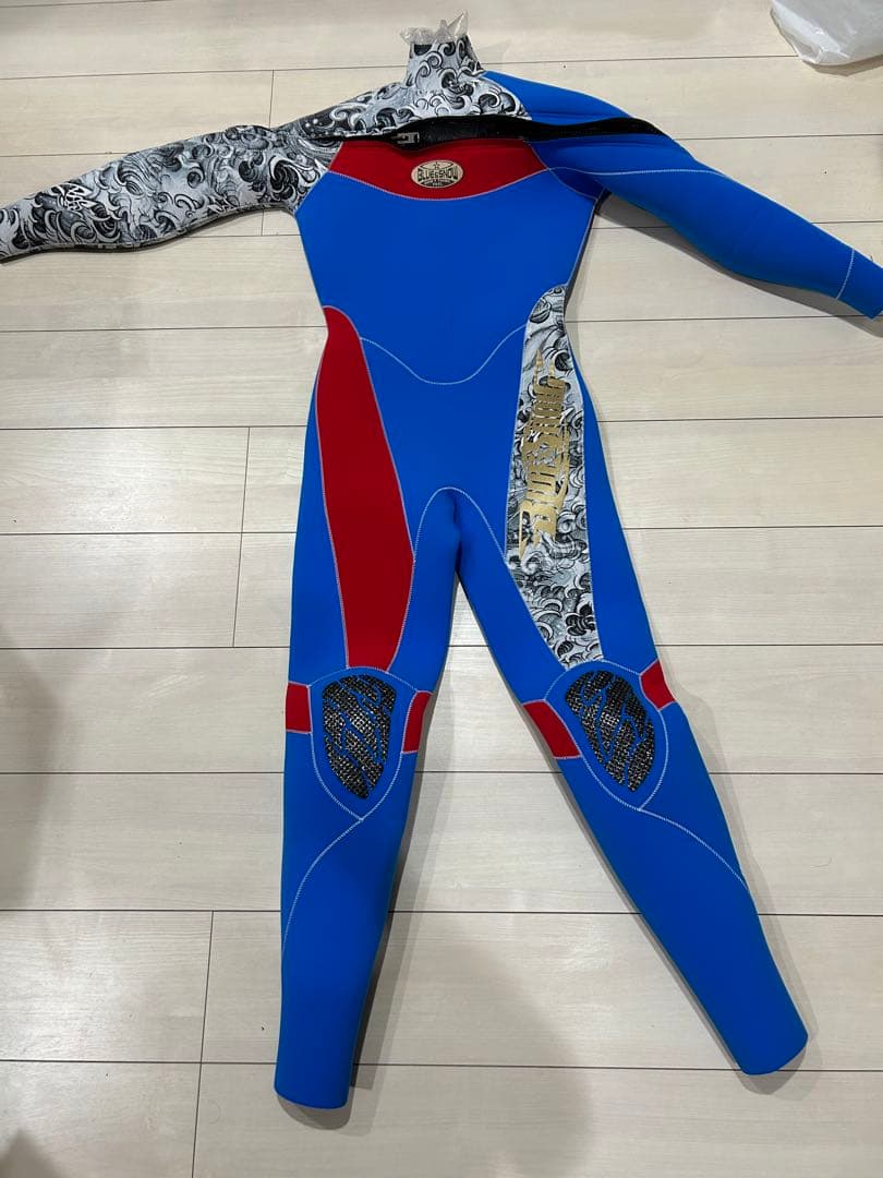 NDS  ダイビング　ウェットスーツ　冬でも体温を守れる