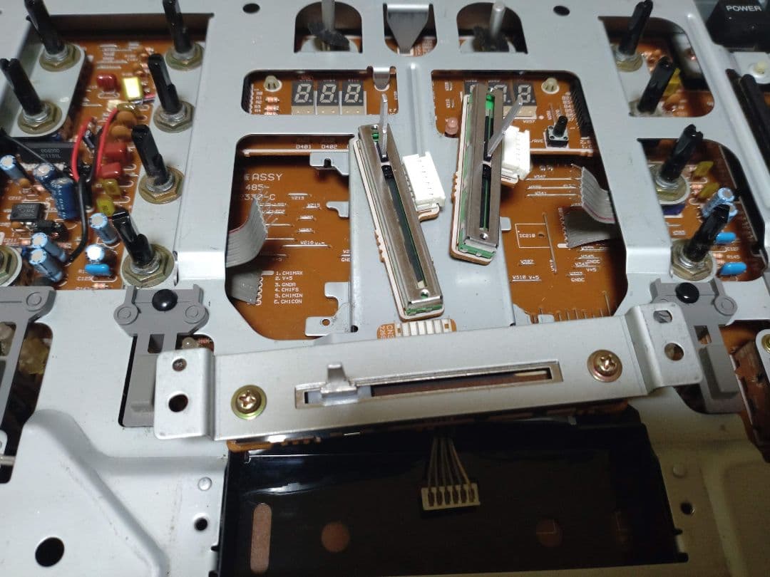 Pioneer DJM-300　CHクロスフェーダー　新品交換　　動作確認済み