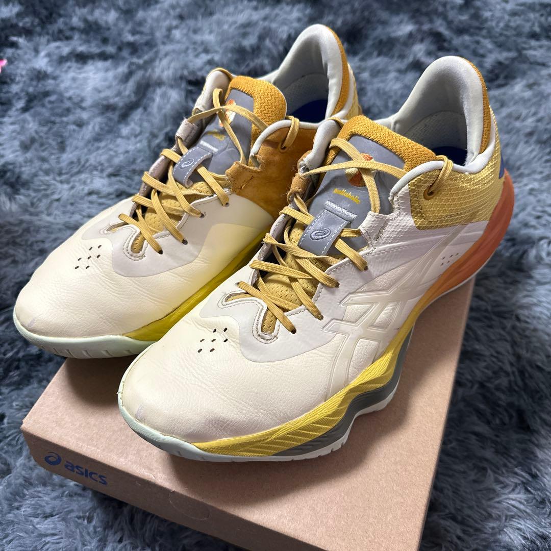 ASICS バスケットボールシューズ ホワイト/イエロー