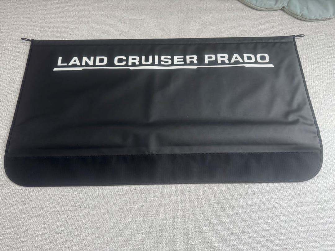 ランドクルーザープラド ラゲージプロテクター