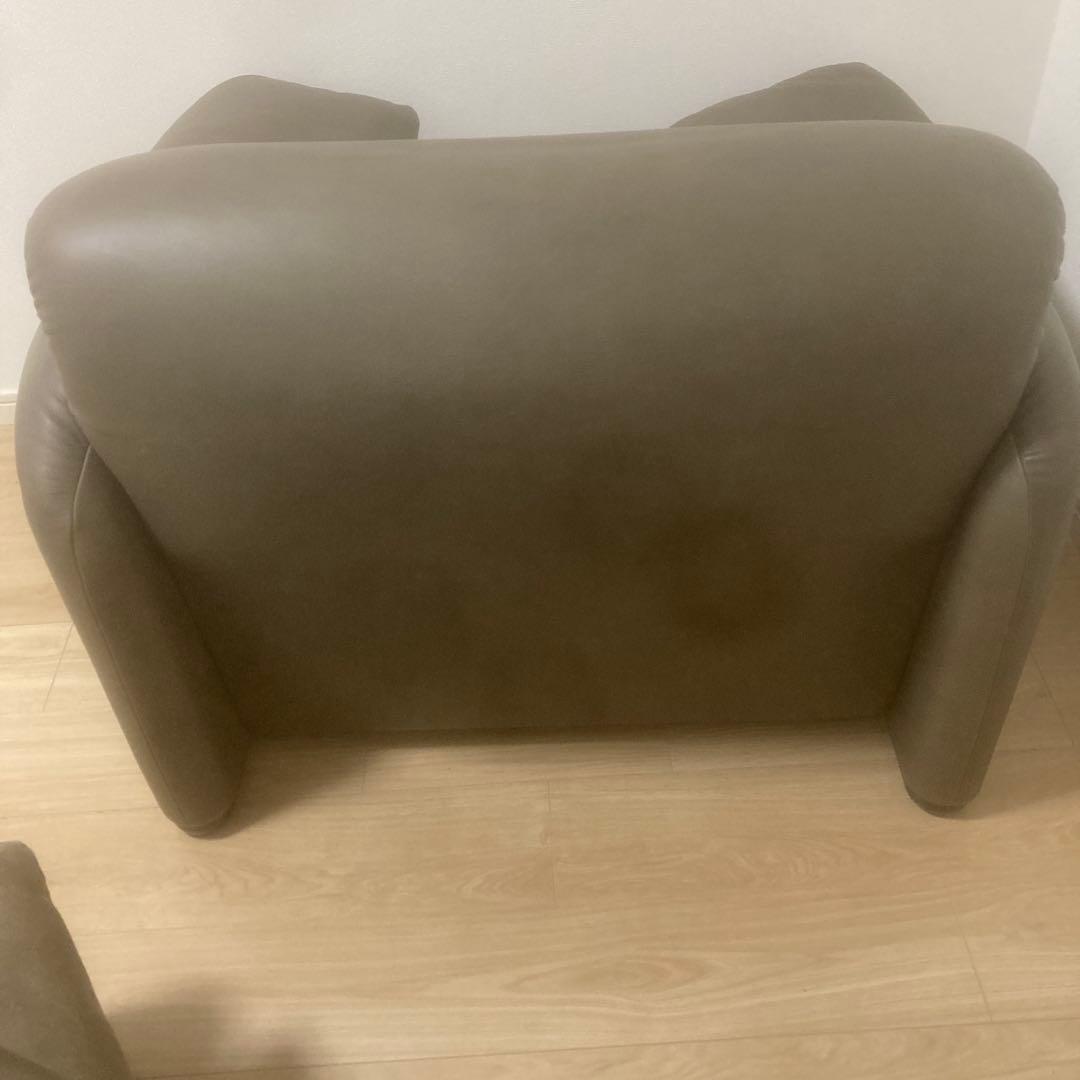 週末限定価格！カッシーナ　マラルンガFZ革 グレー　オットマン付