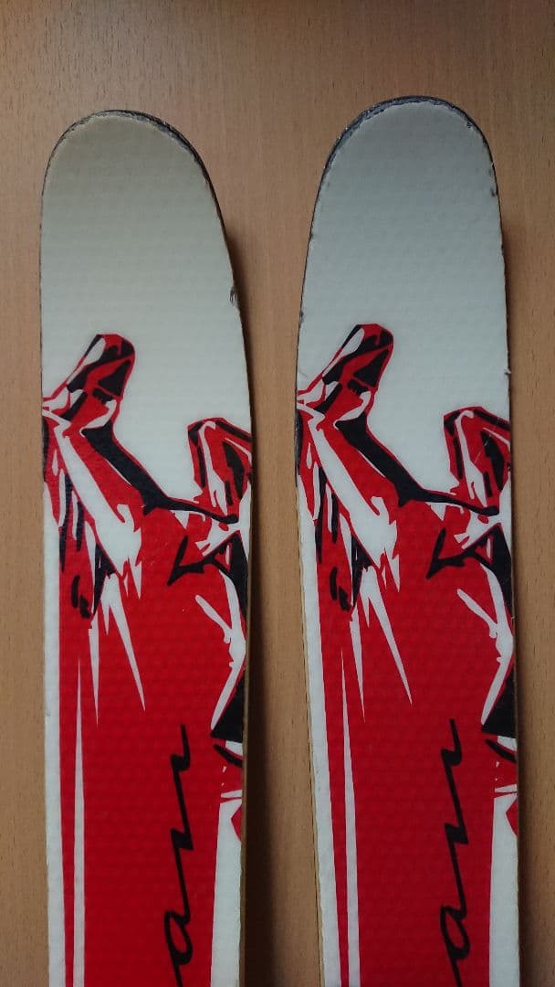 elan モーグル 170㎝ 範囲約265〜287㎜ エラン　スキー板