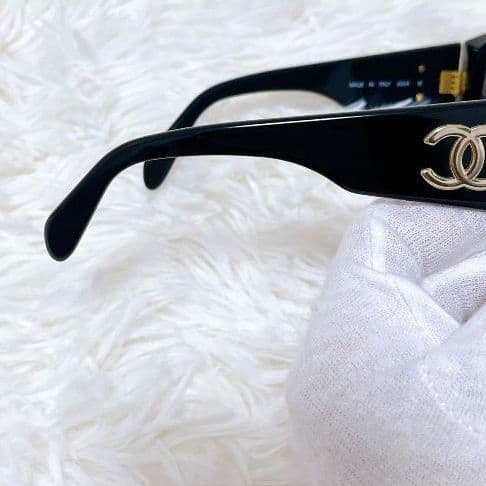 【美品】ケース付き ココマーク CHANEL サングラス 黒 ブラック シャネル