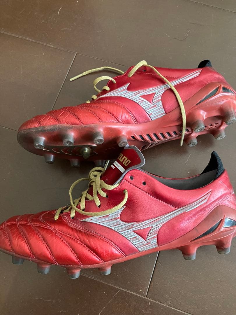 Mizuno Morelia Neo4 Japan サッカーシューズ レッド