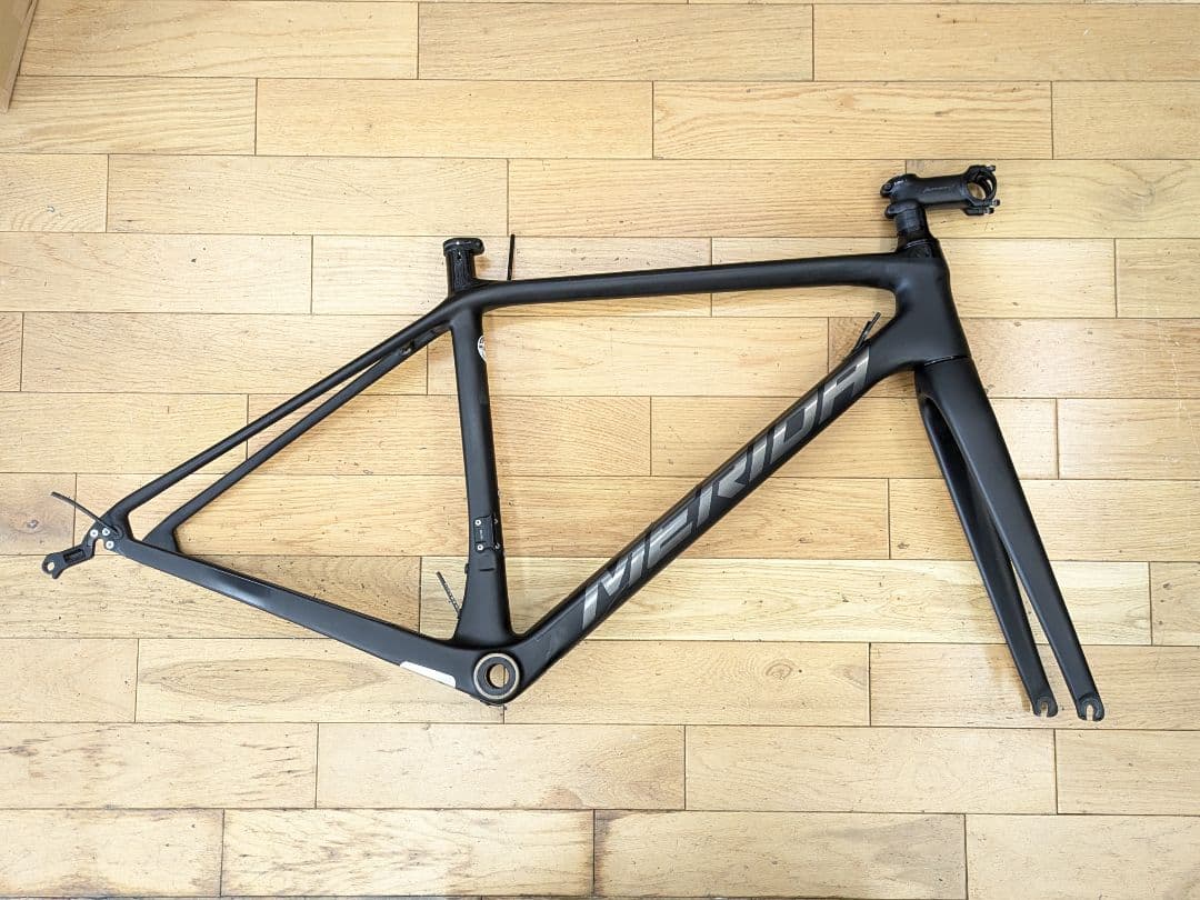 メリダ／スクラトゥーラ4000