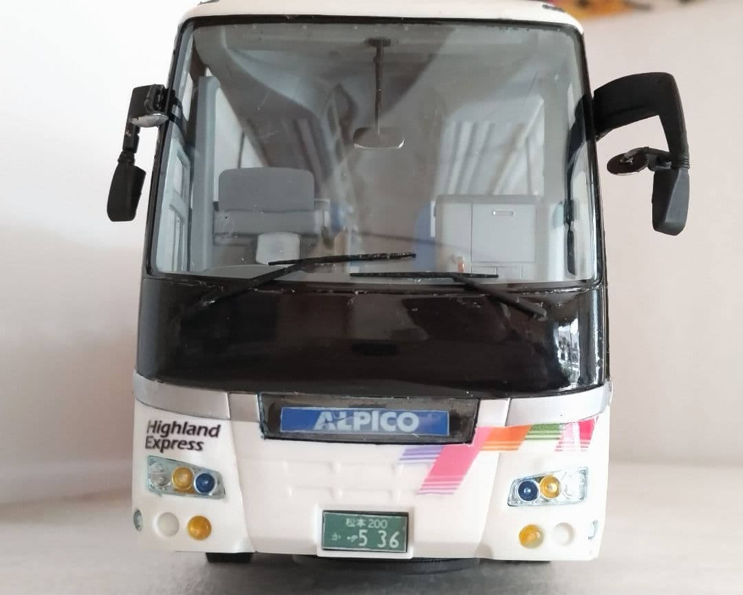 1/32 アルピコハイランド高速バス(いすゞガーラSHD)素人組立品