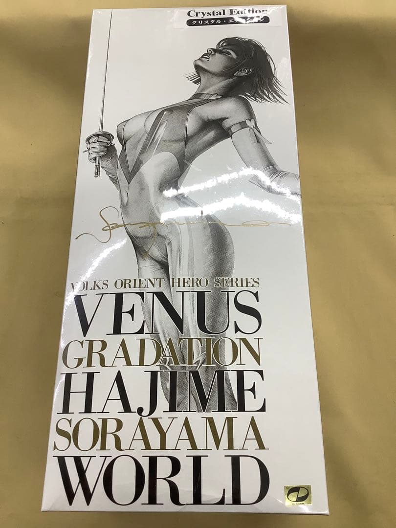 ボークス 1/4 「キューティーハニー」　空山基 クリスタルエディション