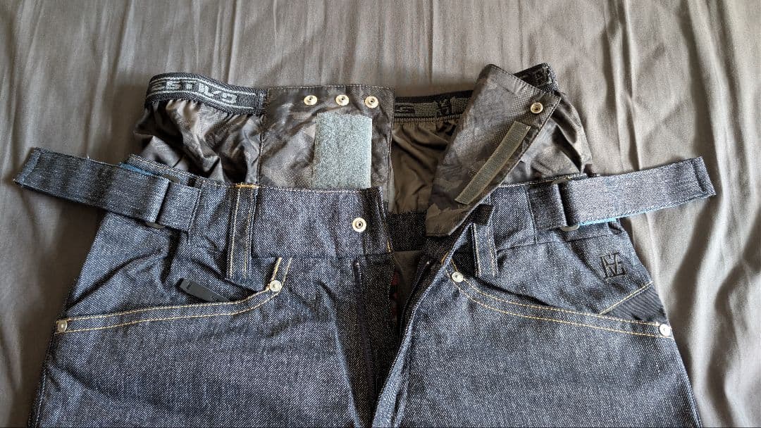 スキースノボウェア上下セット ESTIVO(Mサイズ)