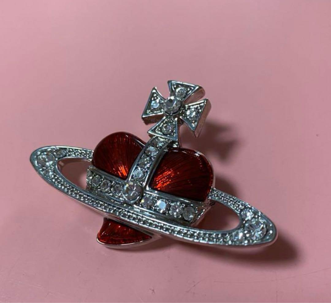 ヴィヴィアンウエストウッド ハート型オーブブローチ