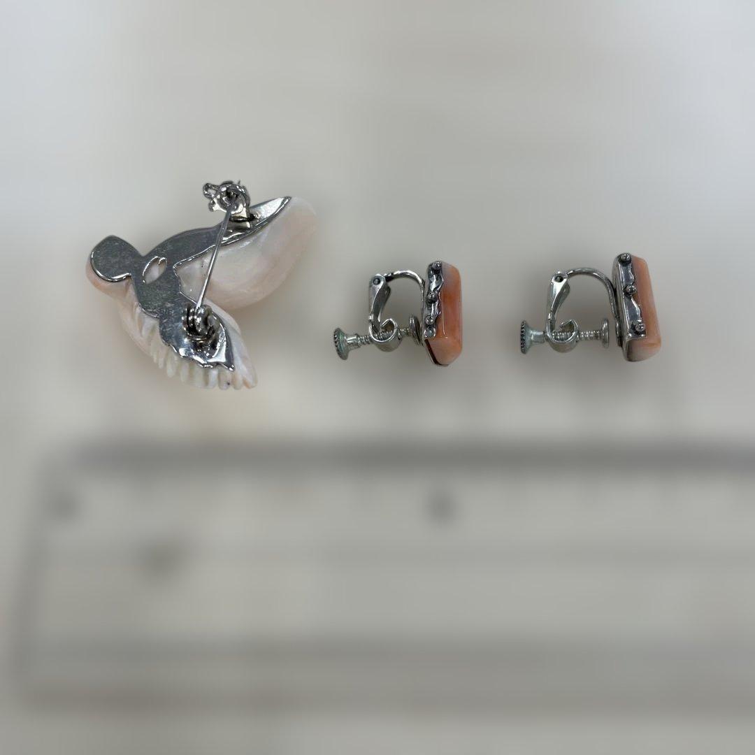 未使用　珊瑚　サンゴ　鳩の形状ブローチ ピンク珊瑚　イヤリング　淡いピンク