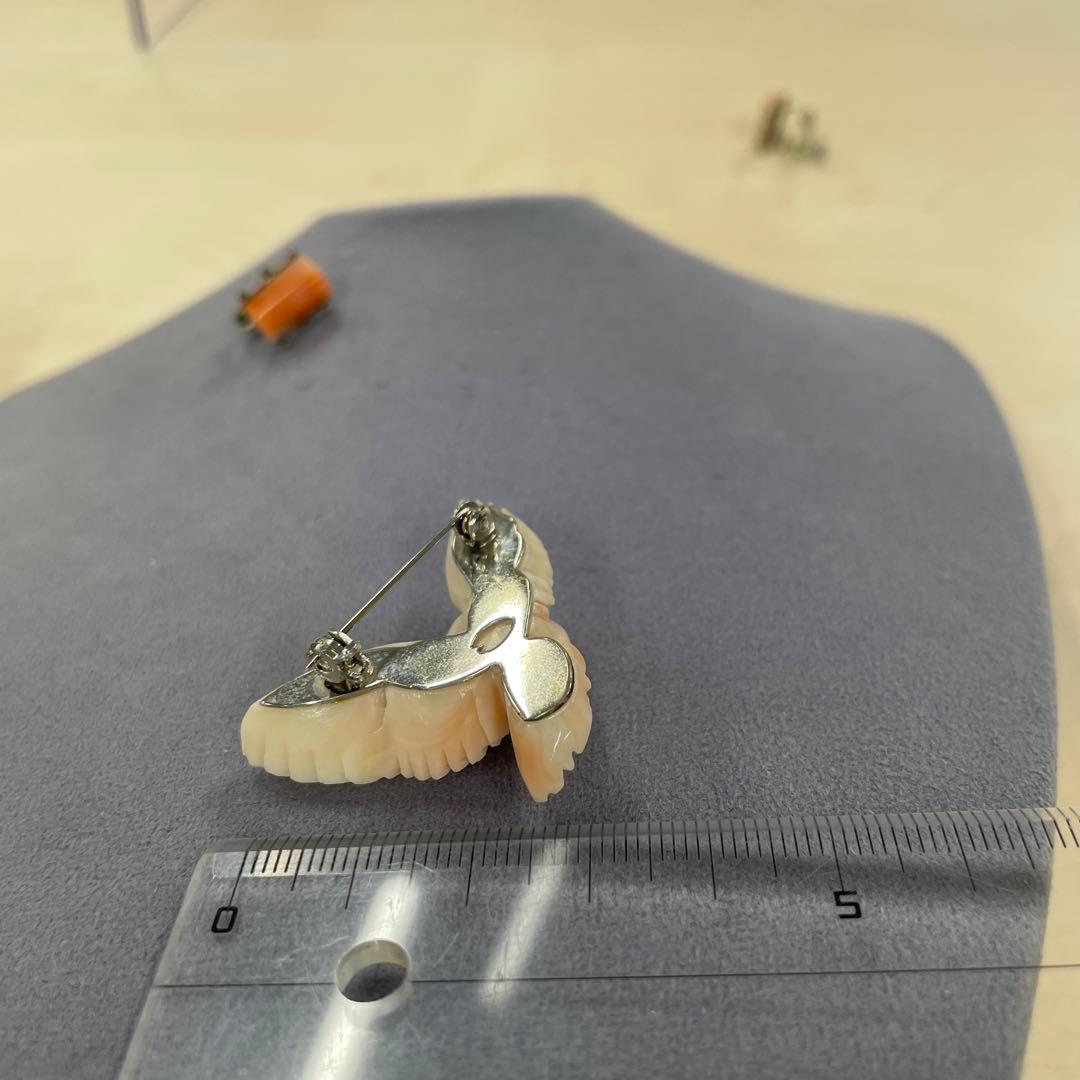 未使用　珊瑚　サンゴ　鳩の形状ブローチ ピンク珊瑚　イヤリング　淡いピンク