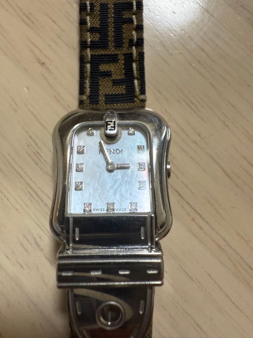 FENDI 腕時計 015-380L-947 ダイヤモンド装飾 レディース