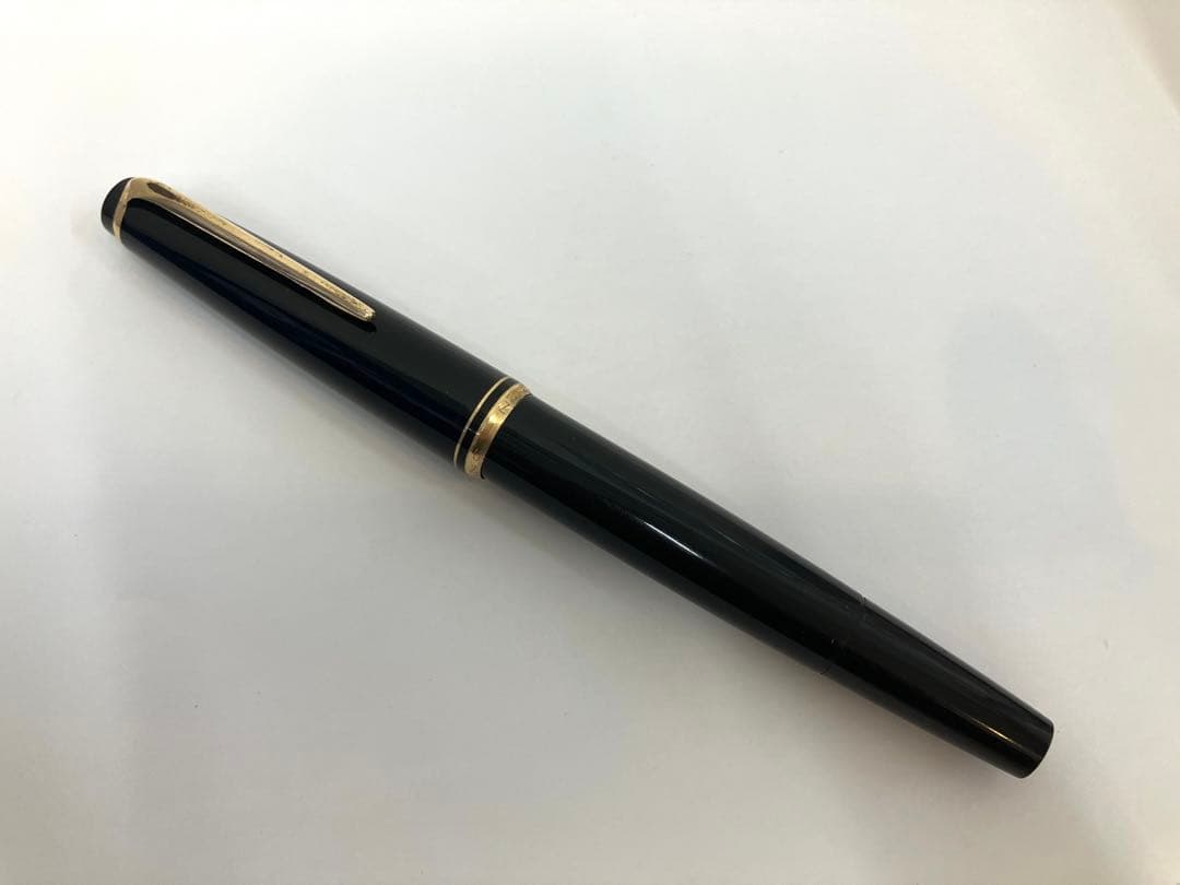 MONTBLANC 万年筆 NO 22 黒