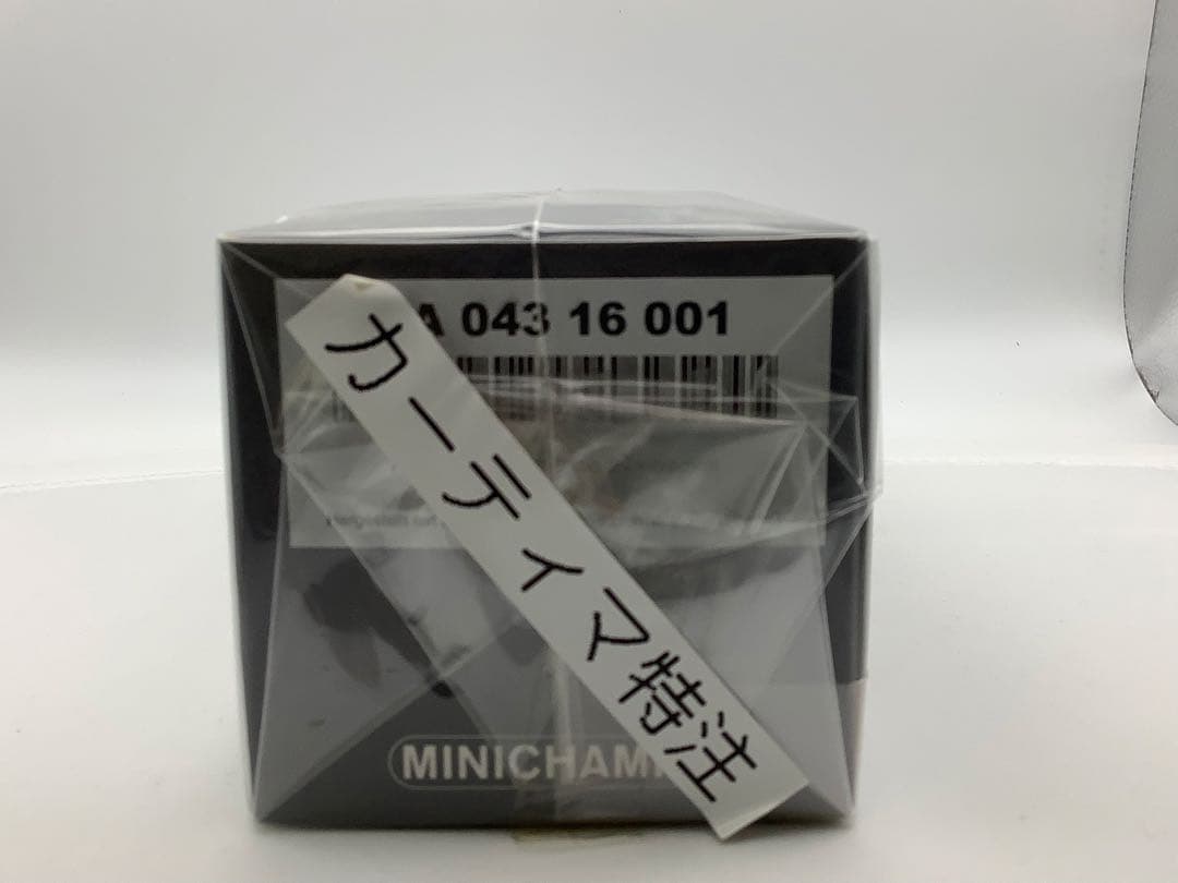 MINICHAMPS 赤いミニカー 限定300台 081/300