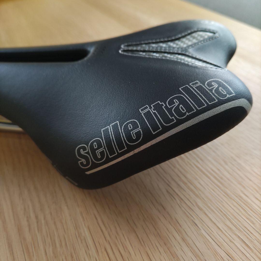 Selle Italia セライタリア SLR FLOW サドル ブラック