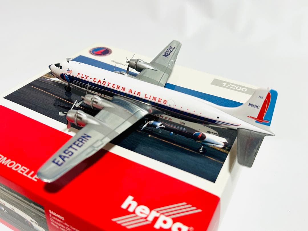 1/200 ダグラスDC-6B フライイースタン航空