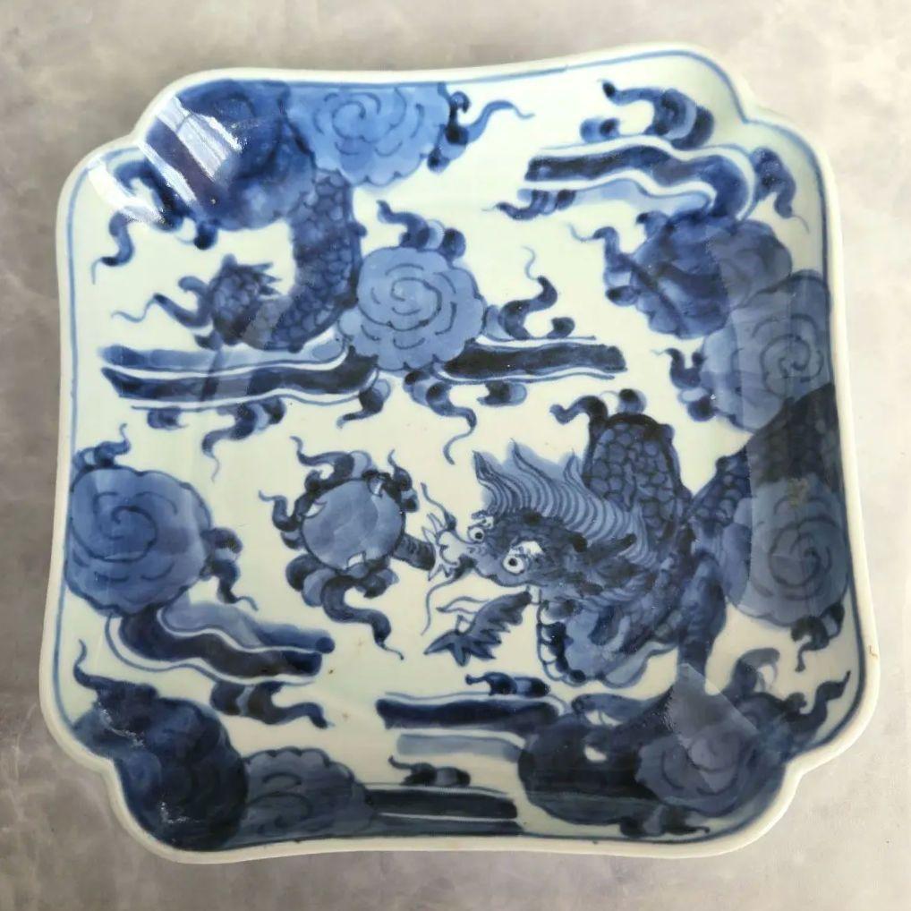 古伊万里　染付　隅入角皿　江戸時代　龍　ドラゴン　金直し　金継ぎ　骨董　和骨董