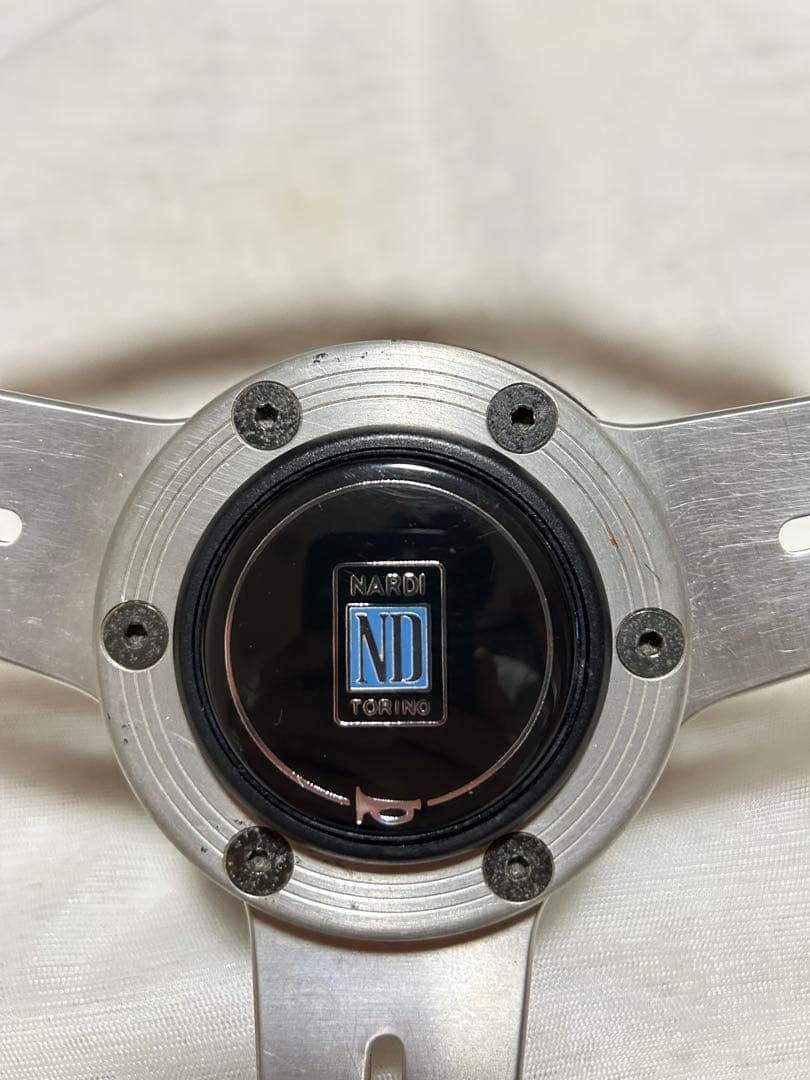 NARDI クラシックウッドステアリング　ホーン付き