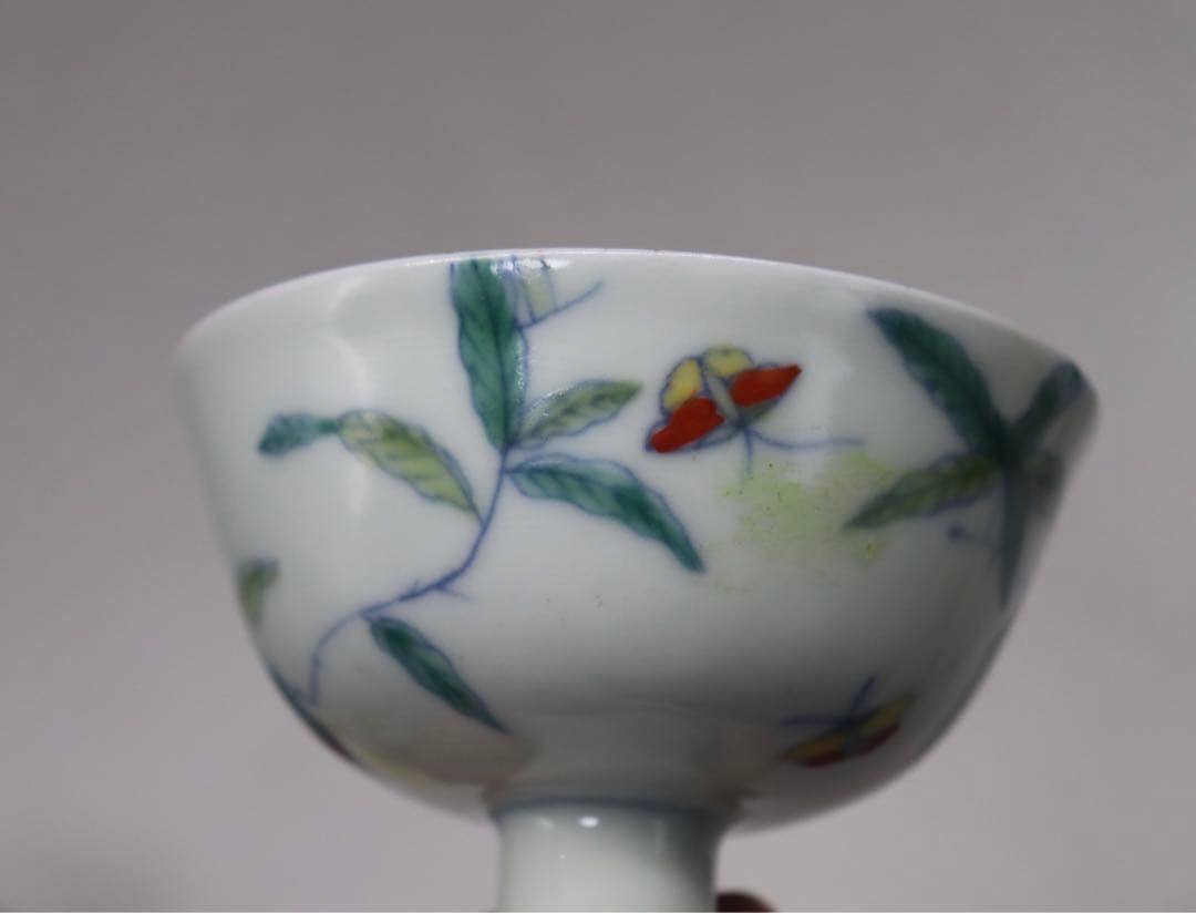 中国　とう彩　花草紋高足杯　大明成化年製銘　送料込み1019