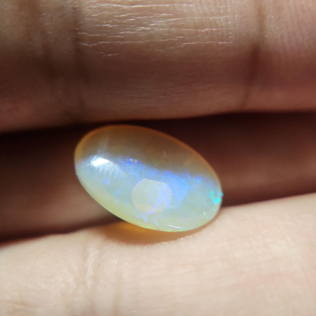 天然 エッグインオパール 3.920ct