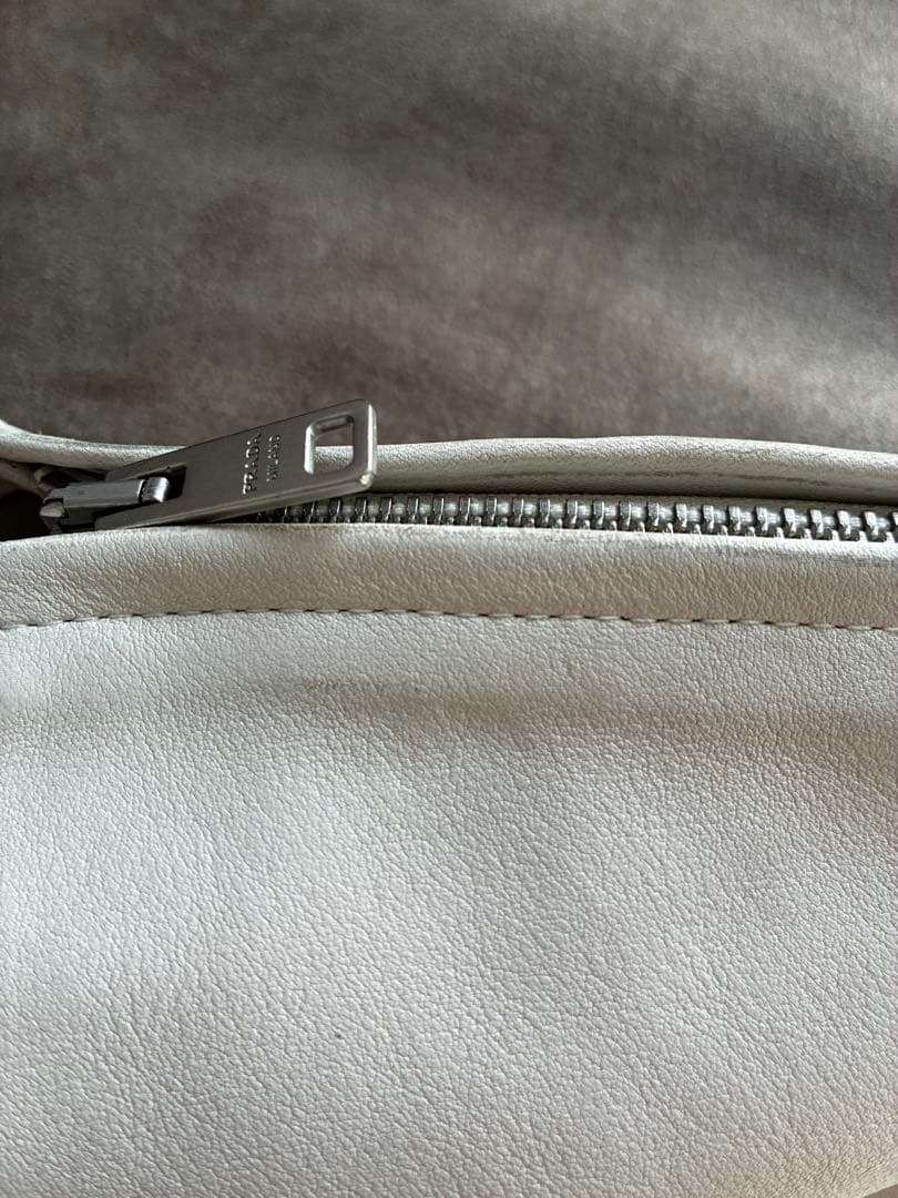 23SS PRADA レザーベスト50