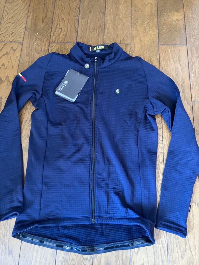 新品　Lion de Kapelmuur サイクルジャケット L ネイビー