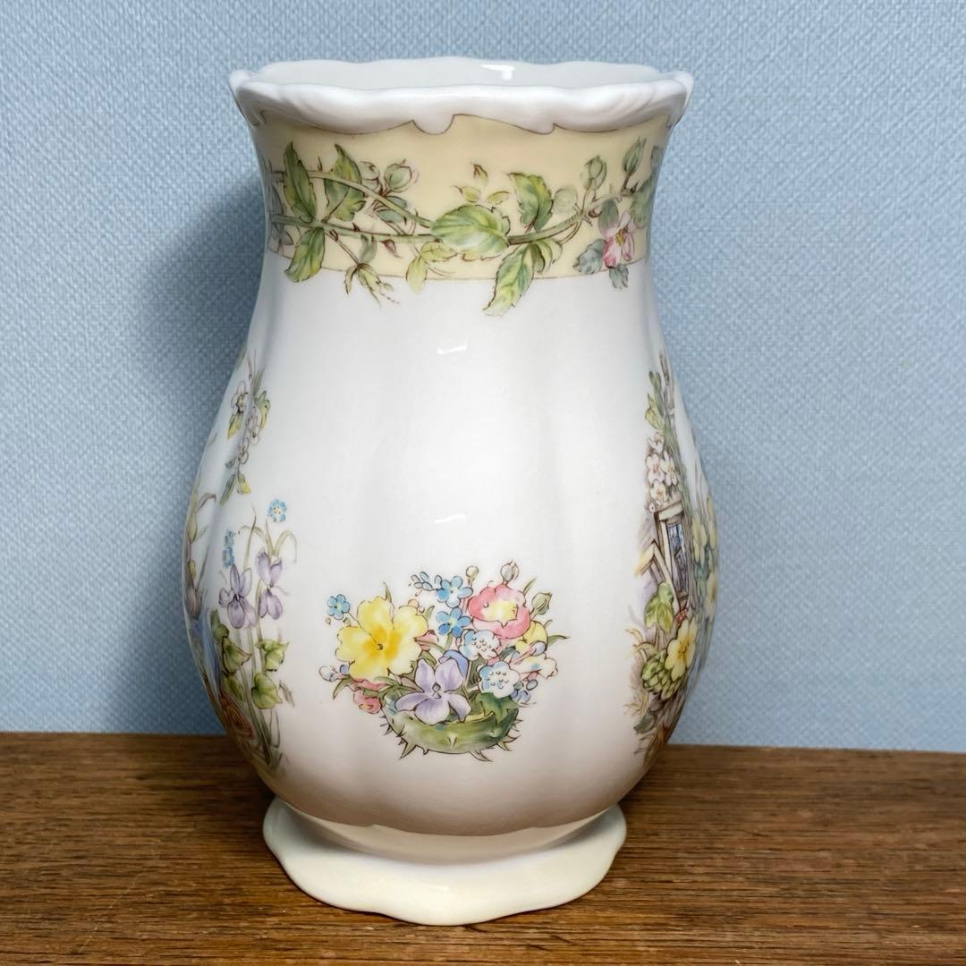 ブランブリーヘッジ スプリング スモールサイズ フラワーベース 花瓶