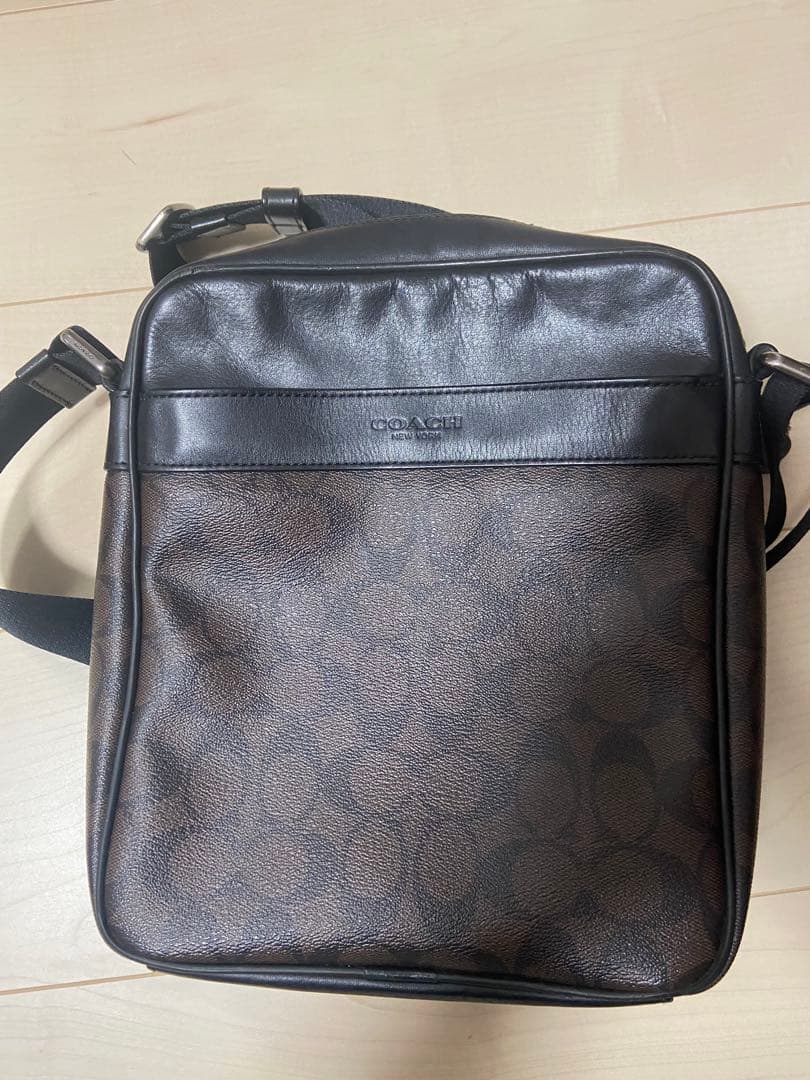 【早い者勝ち　最終値下げ】COACH レザーショルダーバッグ ブラウン/ブラック