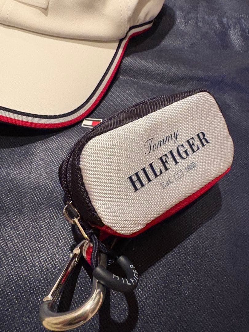 新品　2025 トミー ヒルフィガー ゴルフ　キャップ クール ボールポーチ