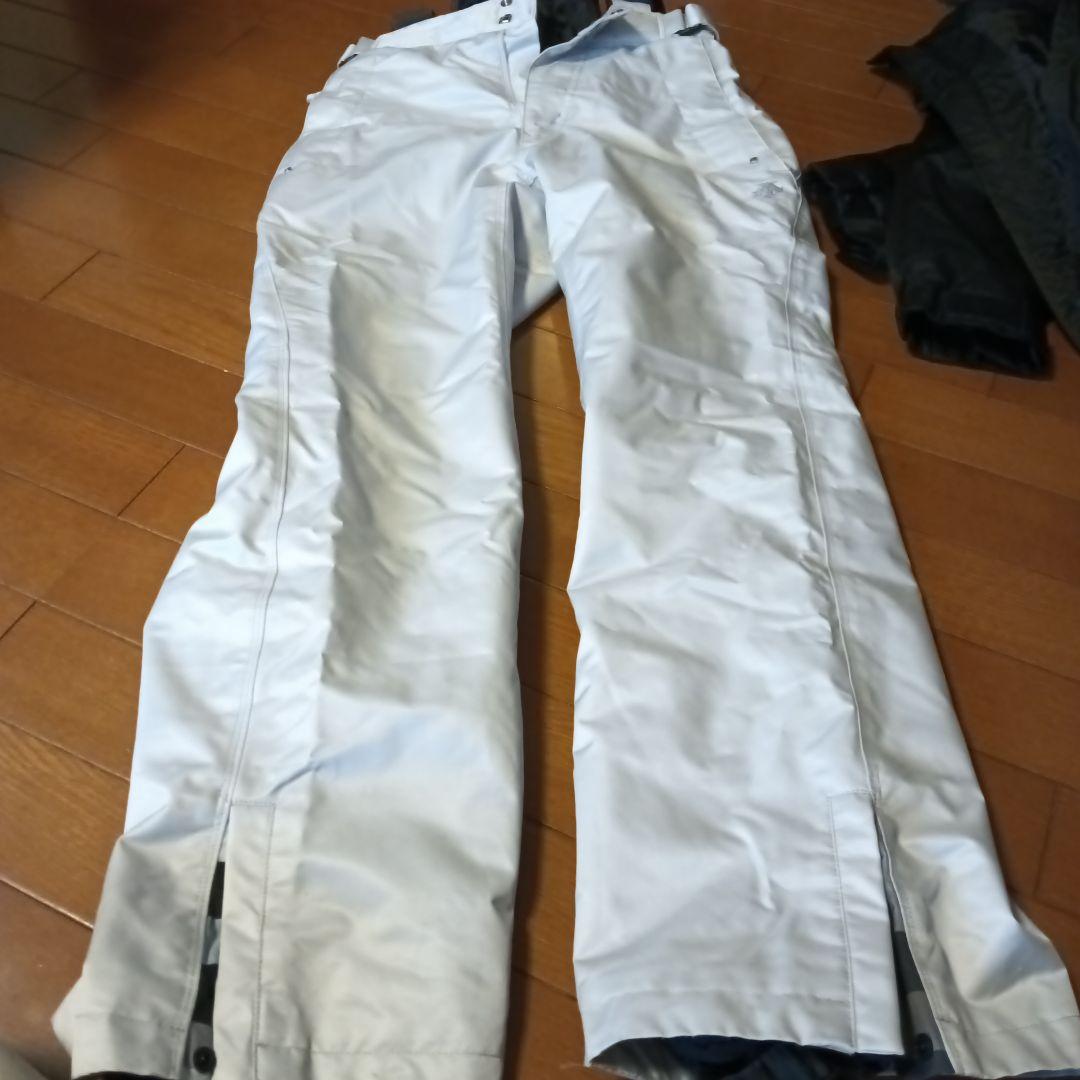 【9号】デサント　スキーウェア　黒　ブラック　柄　レディース