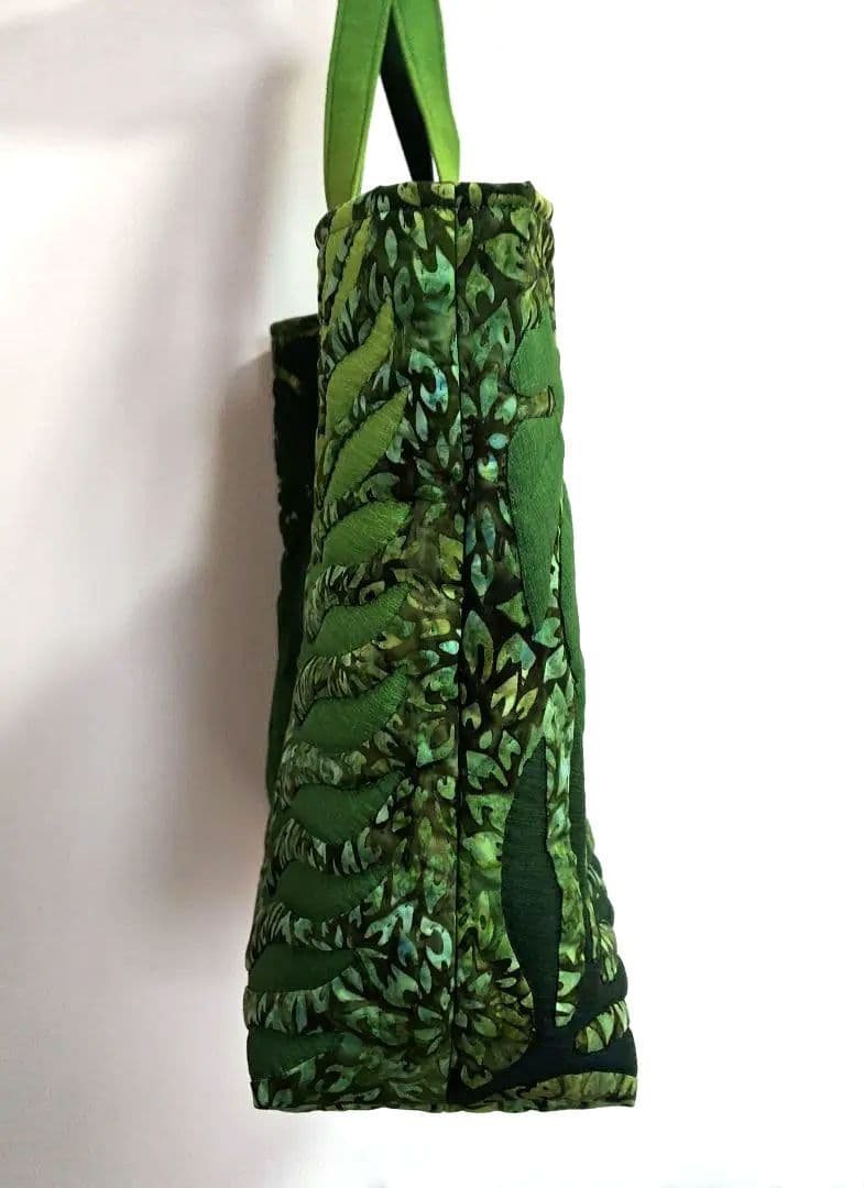 ハンドメイド　ハワイアンキルトバッグ　（大きいサイズ）