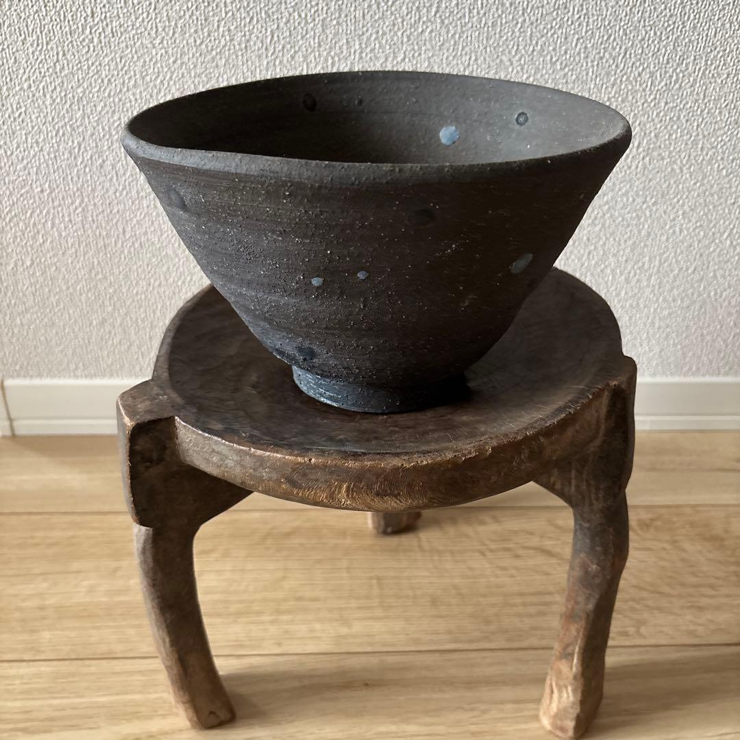 荒木義隆氏作 黒色陶器鉢(ワインクーラー)青点付き