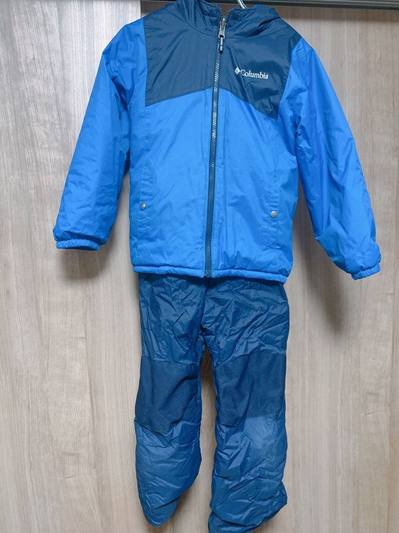 130センチ(xs)★Columbia 子ども用スキーウェアセット