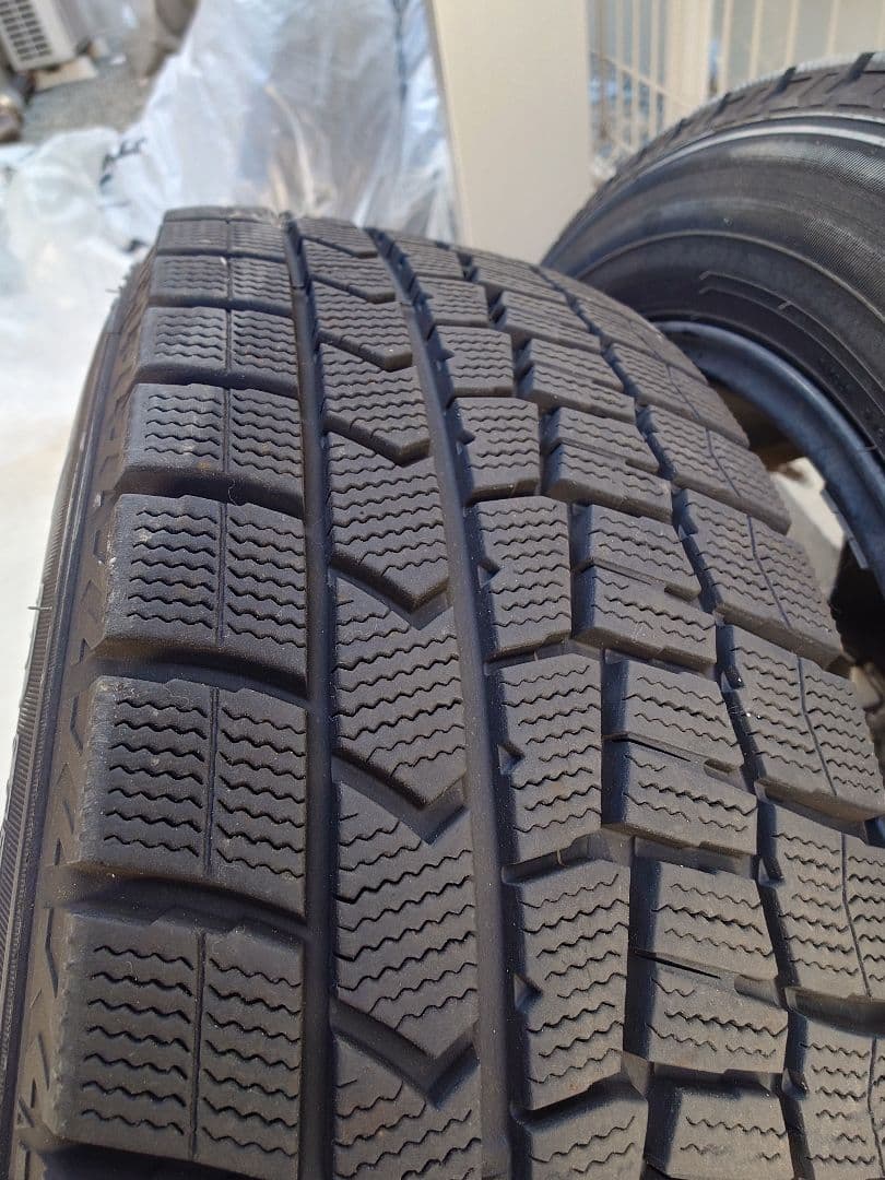 りんご　WINTERMAX 205/60R16 スタッドレスタイヤセット
