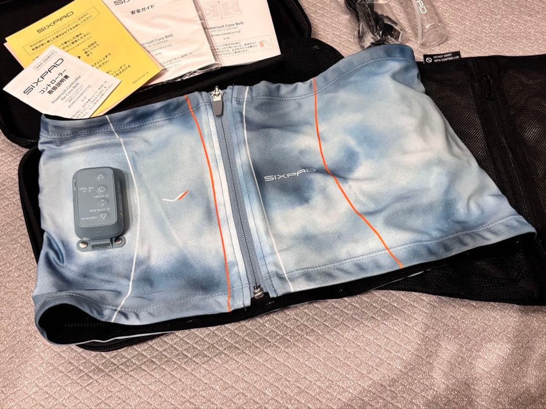 sixpad シックスパッド コアベルト　コントローラー付き