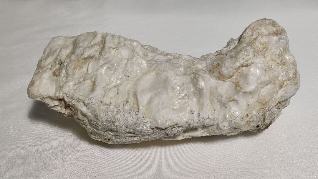 パワーストーン　天然石　原石　カルサイト(方解石)　1,229g　No.332