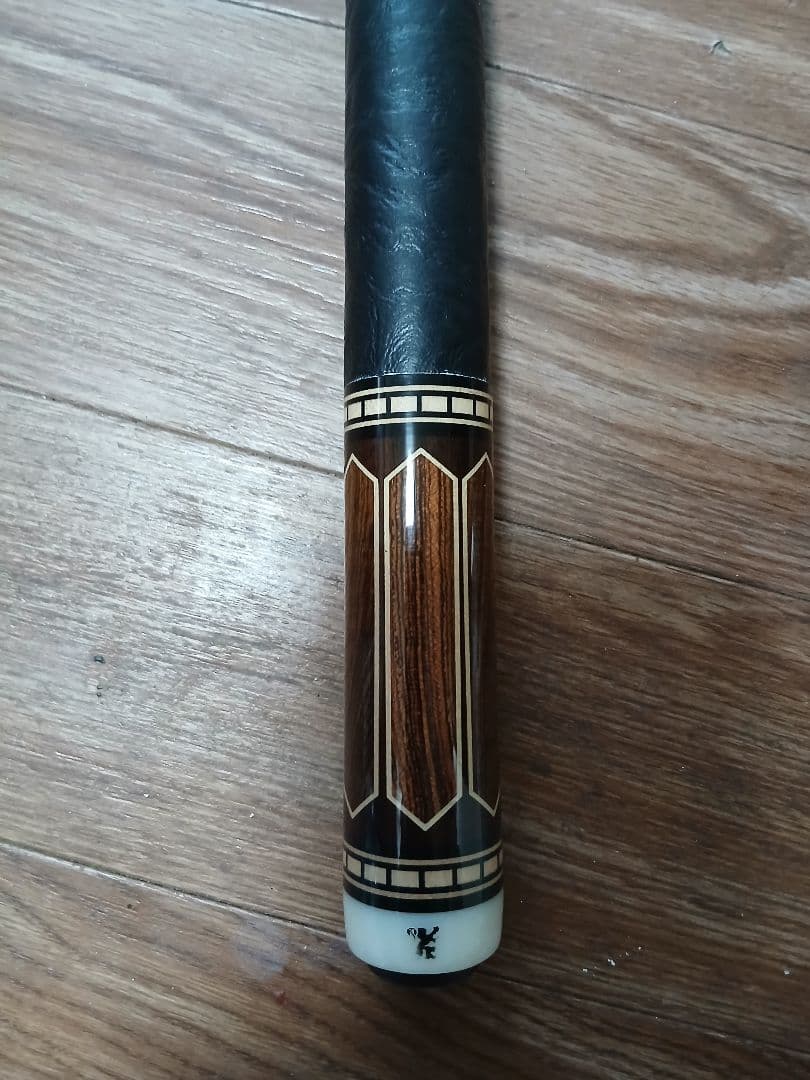 アダムバットのみです。