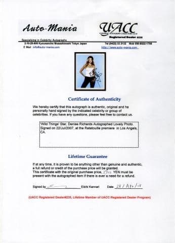デニス・リチャーズ 直筆サイン入り写真 UACCrd証明書付